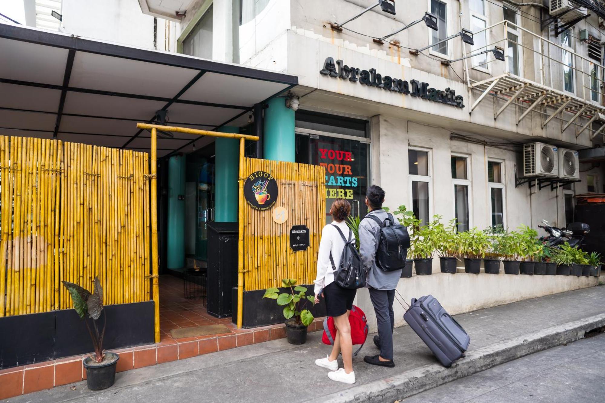 Abraham Manila - Located In Central Makati (Adults Only) Makati City Esterno foto